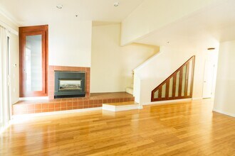 2220 Exposition Dr in San Luis Obispo, CA - Building Photo - Building Photo