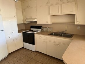 8001 Constitution Pl NE in Albuquerque, NM - Building Photo - Building Photo