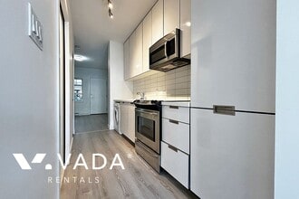 138 E Hastings St in Vancouver, BC - Building Photo - Building Photo