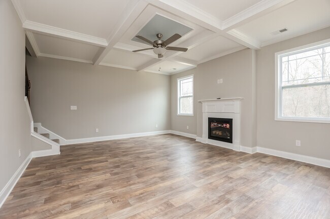 1192 Black Oak Cir in Clarksville, TN - Building Photo - Building Photo