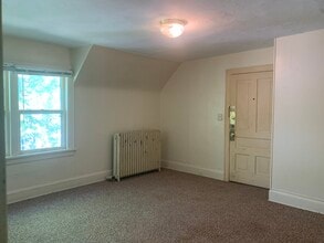 454 Summit Ave in Eau Claire, WI - Building Photo - Building Photo