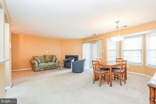 306 Trinity Ct in Princeton, NJ - Building Photo