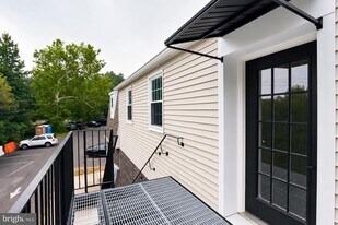 30 Trading Post Way in Medford, NJ - Building Photo