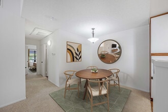 Cypress Point in Ventura, CA - Building Photo - Building Photo