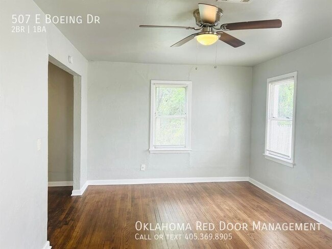 507 E Boeing Dr in Midwest City, OK - Building Photo - Building Photo