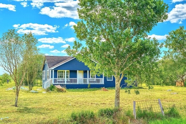 1040 Darst Rd in Beasley, TX - Building Photo - Building Photo