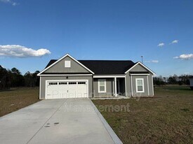 4732 Mastercraft Ct in Wade, NC - Building Photo