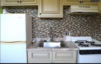 25 Waterman Ave-Unit -2 in East Providence, RI - Building Photo - Building Photo