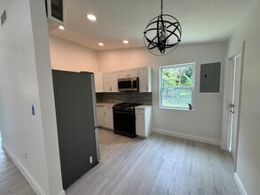 420 Chipewyan Dr in Atlantis, FL - Building Photo - Building Photo