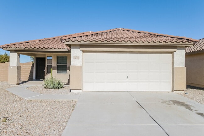 property at 1244 W Mesquite Tree Ln
