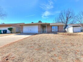 6628 Laurel Dr in Oklahoma City, OK - Building Photo