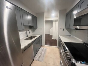 1492 North Ave in Bridgeport, CT - Building Photo - Building Photo