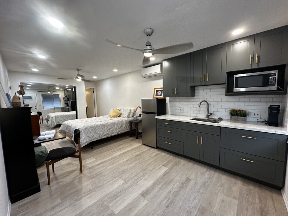 92-1207-1207 Umena St in Kapolei, HI - Building Photo