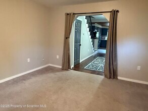 319 Green St in Scranton, PA - Building Photo - Building Photo