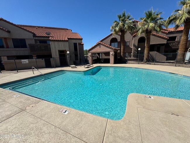 700 E Mesquite Cir in Tempe, AZ - Building Photo - Building Photo