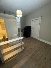 1099 S Clinton Ave, Unit 5 in Rochester, NY - Foto de edificio - Building Photo