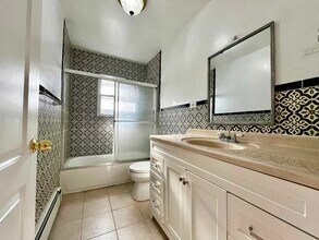 6401 Granton Ave in North Bergen, NJ - Building Photo - Building Photo