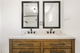 1703 S Burlington Ave, Unit 1703 S. Burlington Ave. in Los Angeles, CA - Building Photo - Building Photo