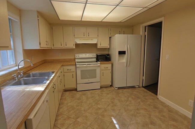 3470 SW 4th St in Deerfield Beach, FL - Foto de edificio - Building Photo