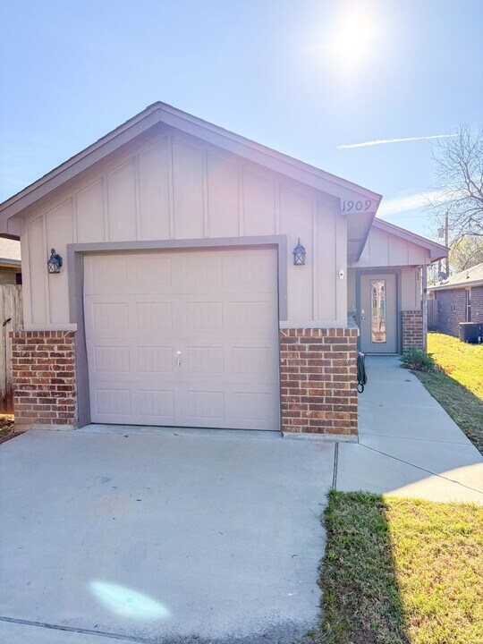 1909 Chiricahua Trce in Harker Heights, TX - Building Photo