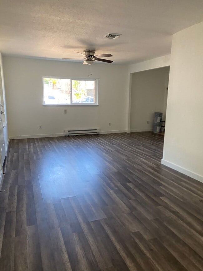 1425 Louise Dr in Alpine, CA - Building Photo - Building Photo