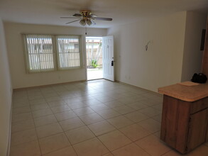 9285 Green Meadows Way in Palm Beach Gardens, FL - Foto de edificio - Building Photo