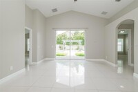 2902 Prairie Iris Dr, Unit 819 in Land O Lakes, FL - Building Photo - Building Photo