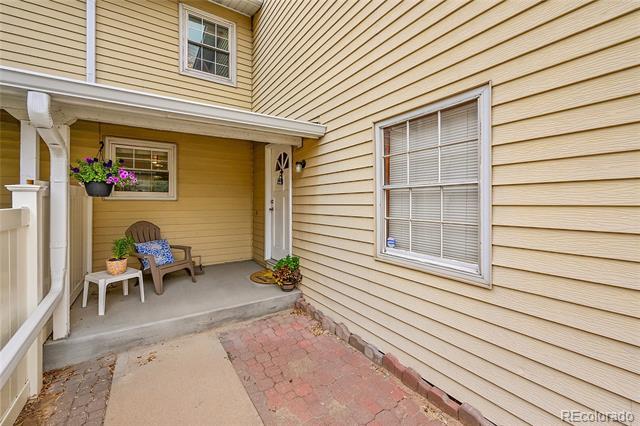 2650 S Vaughn Way in Aurora, CO - Building Photo - Building Photo