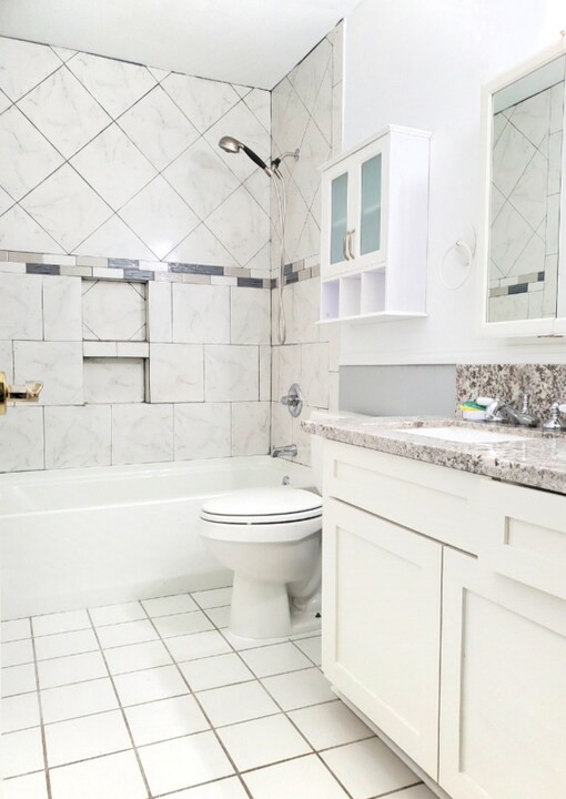 8620 Chateau Cir in Beaumont, TX - Building Photo