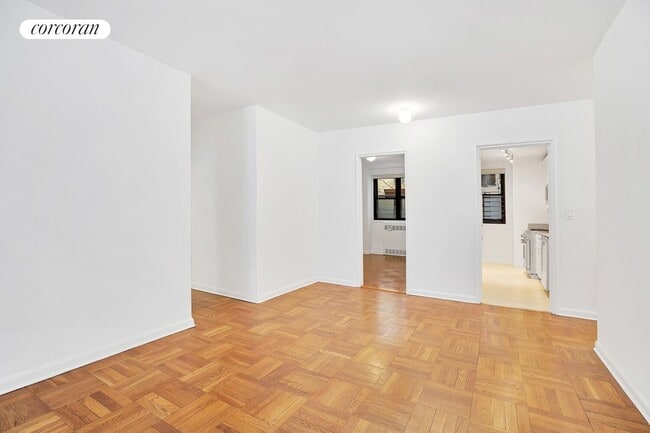 315 E 72nd St in New York, NY - Foto de edificio - Building Photo