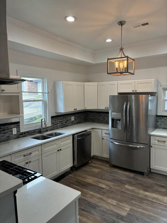 property at 720 Mary St