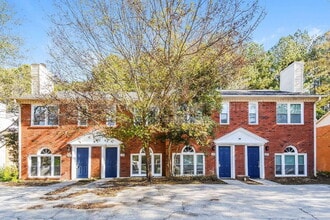 1303 Sweet Pine Dr in Norcross, GA - Building Photo - Building Photo