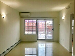71-66 Parsons Blvd in Queens, NY - Building Photo - Building Photo
