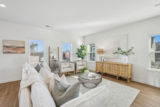 Hamlet at Avalon Park - Homes and Townhomes for Rent in Wesley Chapel, FL - Foto de edificio - Building Photo