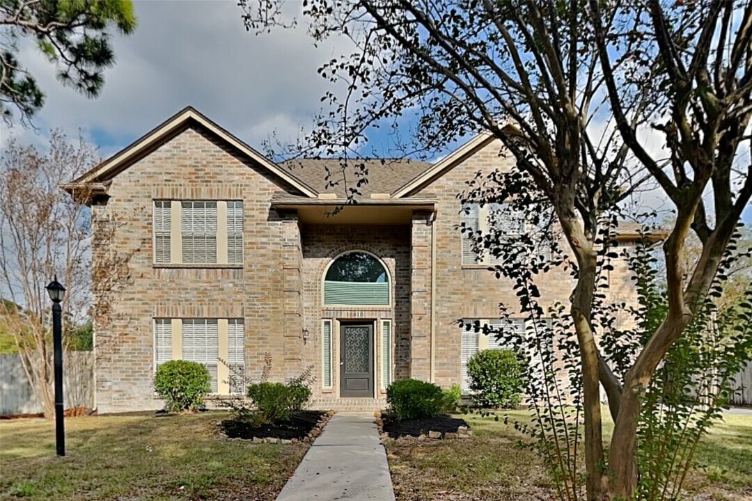 16910 Canyon Laurel Ct in Spring, TX - Foto de edificio