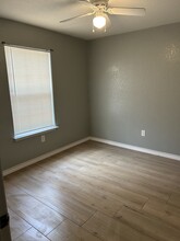 5826 Wildcat Canyon in San Antonio, TX - Building Photo - Building Photo