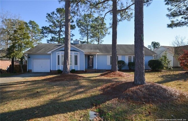 6913 Pine Creek Ct in Fayetteville, NC - Building Photo - Building Photo