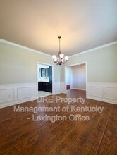 401 Buckwalter Ct in Berea, KY - Building Photo - Building Photo