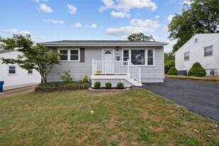 417 Chamberlin Dr in Ballwin, MO - Building Photo