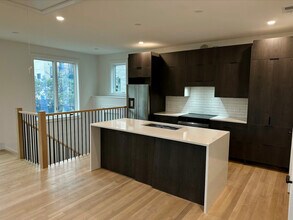 4243 N Damen Ave in Chicago, IL - Building Photo - Building Photo