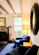 8540 Ridpath Dr in Los Angeles, CA - Building Photo - Building Photo