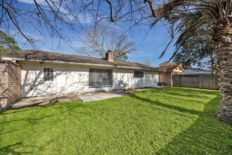 17138 Barcelona Dr in Friendswood, TX - Building Photo - Building Photo