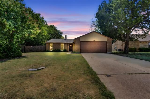 411 McKinley St in Cedar Hill, TX - Building Photo - Building Photo