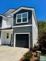 272 The Prado in Apalachicola, FL - Building Photo