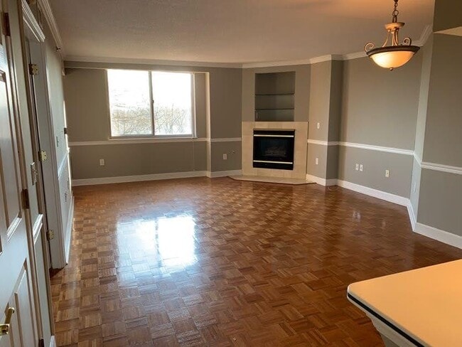 property at 1276 N Wayne St