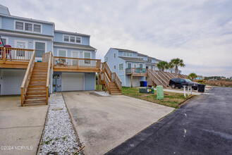 53 Bermuda Landing Pl in North Topsail Beach, NC - Building Photo - Building Photo