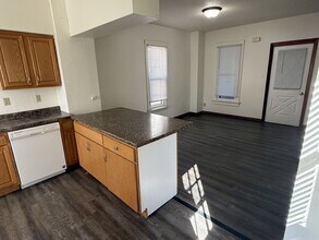 213 4th St NE in Watertown, SD - Building Photo - Building Photo