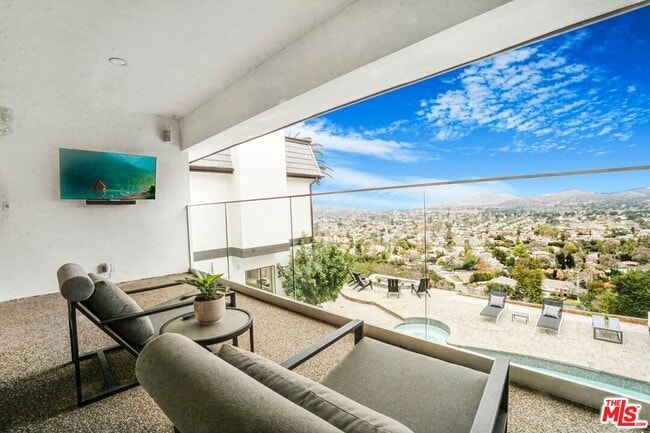 3485 Ridgeford Dr in Westlake Village, CA - Building Photo - Building Photo