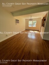 4 Williamsburgh Ln in Nesconset, NY - Building Photo - Building Photo