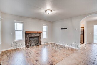 7665 N Courcelles Pkwy in Coeur d'Alene, ID - Building Photo - Building Photo